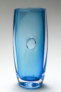 Mats Jonasson Sweden Modern Art Glass Crystal Vase
