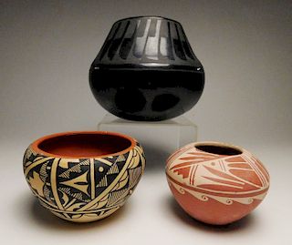 3 Native American ceramic pots