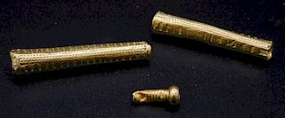 2 22k Gold beads