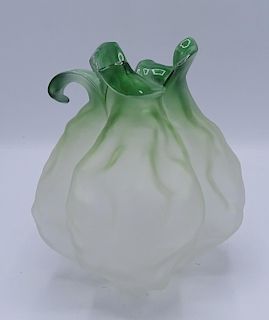 SGN. ISRAELI FROSTED ART GLASS VASE (THE JEWISH MUSEUM)