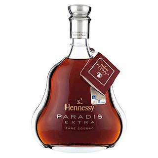 Hennessy Paradis. Extra. Cognac. France. En estuche.