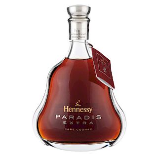 Hennessy Paradis. Extra. Cognac. France. En estuche.