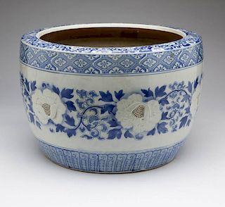 A Japanese Arita Imari porcelain Hibachi