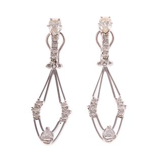 A Pair of Ladies 14K Diamond Dangle Earrings