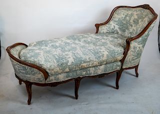 French-Style Walnut Chaise Longue