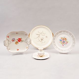 Lote de platos decorativos y violetero. Alemania y E.U.A., siglo XX. Elaborados en porcelana Krautheim Bavaria, Koenigszelt, otros.Pz:5