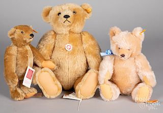 Three contemporary Steiff teddy bears