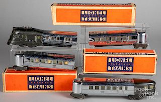 Lionel streamliner four-piece train set