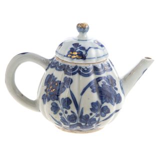 Chinese Export Melon-Form Teapot