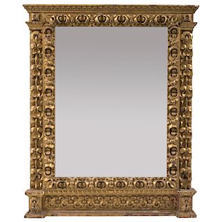 MIRROR. MEXICO, EARLY 19TH CENTURY. Wooden golden frame. Bevelled glass with four coatings of platinum.