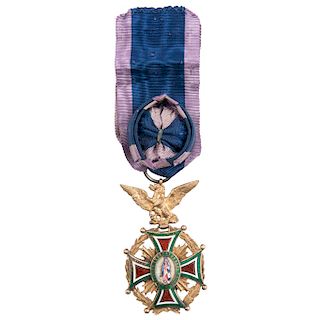MEDAL OF THE ORDER OF GUADALUPE FOR MERIT AND VIRTUE. MEXICO, 19TH CENTURY. Medal in Golden silver with enamel in national colors.