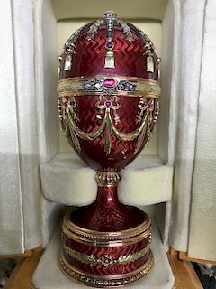 RUSSIAN GOLD DIAMOND RUBY GUILLOCHE EGG