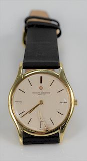 Vacheron Constantin Mens Gold Wristwatch, crack in crystal. 32 millimeters.