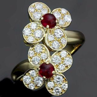 VAN CLEEF & ARPELS Double Trefle Ruby Diamond 18k Yellow Gold Clover Flower Ring