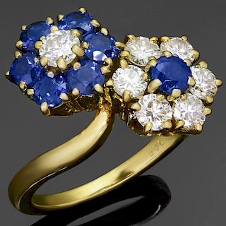 VAN CLEEF & ARPELS Fleurette Diamond Blue Sapphire 18k Yellow Gold Double Flower Ring