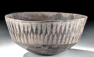 La Aguada Blackware Bowl with Fine Incised Motifs