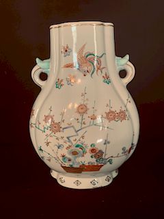 Large Kakiemon Style Vase, Meiji Period