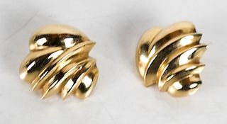 Pair Vintage 14K Yellow Gold Shell Earrings