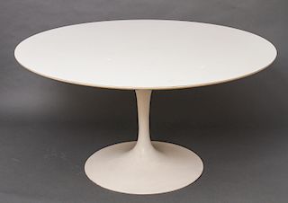 Eero Saarinen for Knoll Round Tulip Dining Table