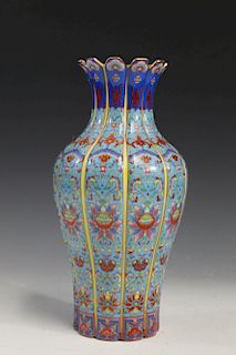 Chinese famille rose porcelain vase, Yongzheng mark. 