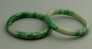 FINE Chinese Pair Green Jade (Feicui) Bangles, 2 7/8" -2 1/4" diameter