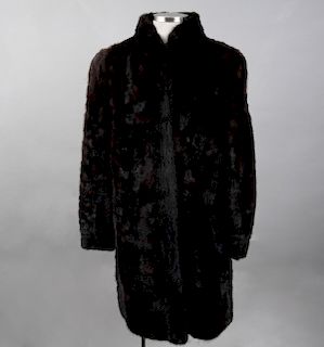 Abrigo 3/4 de largo en piel de mink de la marca Pieles de lujo Alaska. Talla aproximada: Mediana
