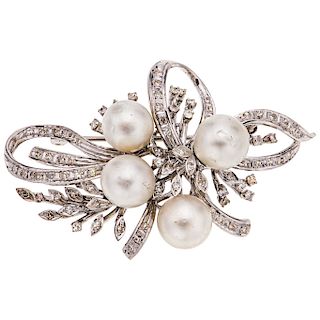 CULTURED PEARLS AND DIAMONDS BROOCH. 18K WHITE GOLD AND PALADIUM SILVER