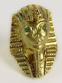Vintage Egyptian Revival 14 Karat Yellow Gold and Emerald Tutankhamun Ring