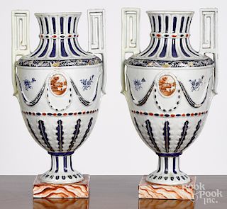 Pair of Chinese export porcelain urns