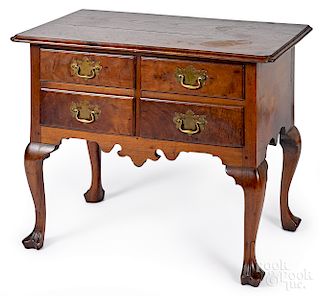 Pennsylvania Queen Anne walnut dressing table