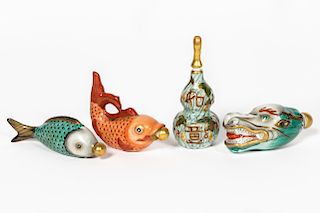 Four Chinese Enameled Porcelain Snuff bottles