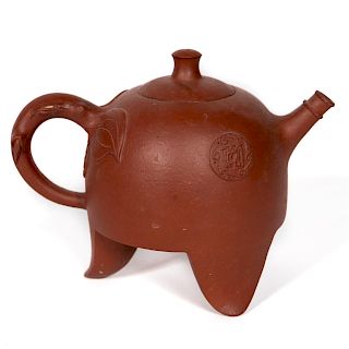 Chinese Yixing Zisha Tripod Signed Clay Teapot
