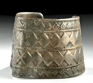 Ancient Persian / Parthian Silver Cuff Bracelet
