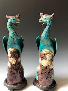 A PAIR OF CHINESE ANTIQUE BIRD FIGURES