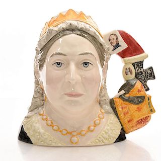 QUEEN VICTORIA D7152 (JUG OF THE YEAR 2001) - LARGE - ROYAL DOULTON CHARACTER JUG