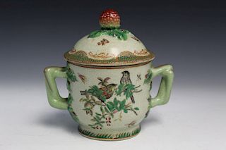 Chinese Porcelain Covered Cup.