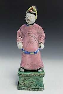 Chinese Antique Porcelain Figure. Qing Dynasty.