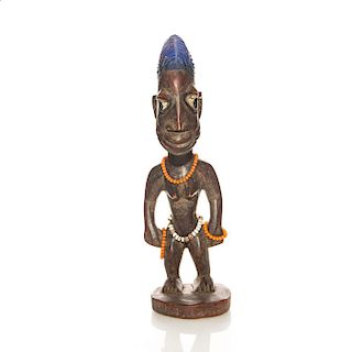 NIGERIAN TRIBAL WOOD SCULPTURE OF WOMAN AND BEADS