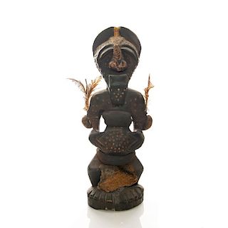 TRADITIONAL AFRICAN TRIBAL WOOD SCULPTURE