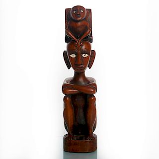 TRADITIONAL SOUTHERN ASIAN WOODEN SCULPTURE
