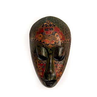 INDONESIAN TRIBAL CEREMONIAL WOODEN WALL MASK