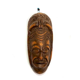 VINTAGE AFRICAN TRIBAL WOODEN WALL MASK