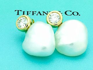 Tiffany & Co Elsa Peretti 18k Diamond Baroque Pearl