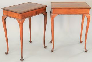 Pair of Custom Mahogany Queen Anne style stands, with molded tops, cabriole legs, and trifed foot, attributed to Hartford County Cabinet Makers, ht. 2