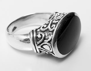 Silver Oval Onyx Ring