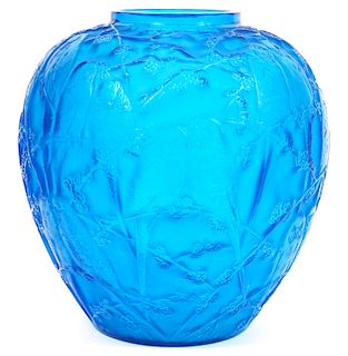 Rene Lalique Blue 'Perruches' Parrot Vase