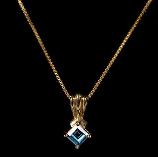 14K Yellow Gold Necklace w/Blue Topaz Pendant