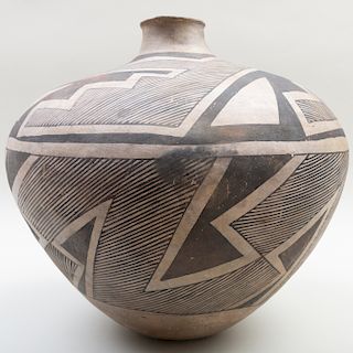 Native American Prehistoric Clay Storage Vessel, Southwest