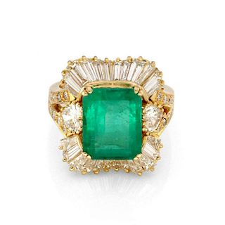 7.40ct Diamond & Emerald 18k Cocktail Ring