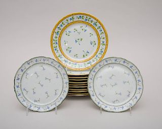 GROUP OF ELEVEN FRENCH PORCELAIN PLATES, IN THE MORNING GLORY PATTERN